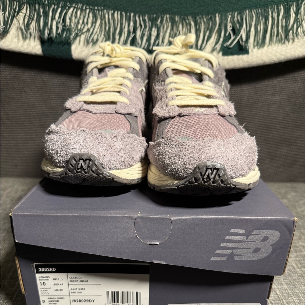 New Balance 2002r Lunar New Year Men’s size 10 - Picture 4 of 8